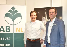 Mark Vijverberg doet de technische kant binnen AAB nl, en Jacques van der Knaap is makelaar en taxateur.